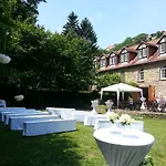 Gastehaus Felsenmuhle Im Tal Pensionat