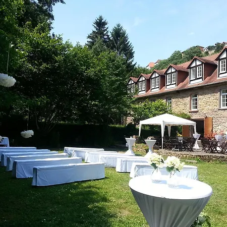 Gastehaus Felsenmuhle Im Tal ゲストハウス