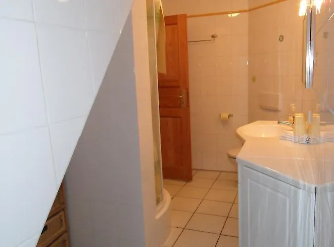 Gastehaus Felsenmuhle Im Tal * Neuleiningen